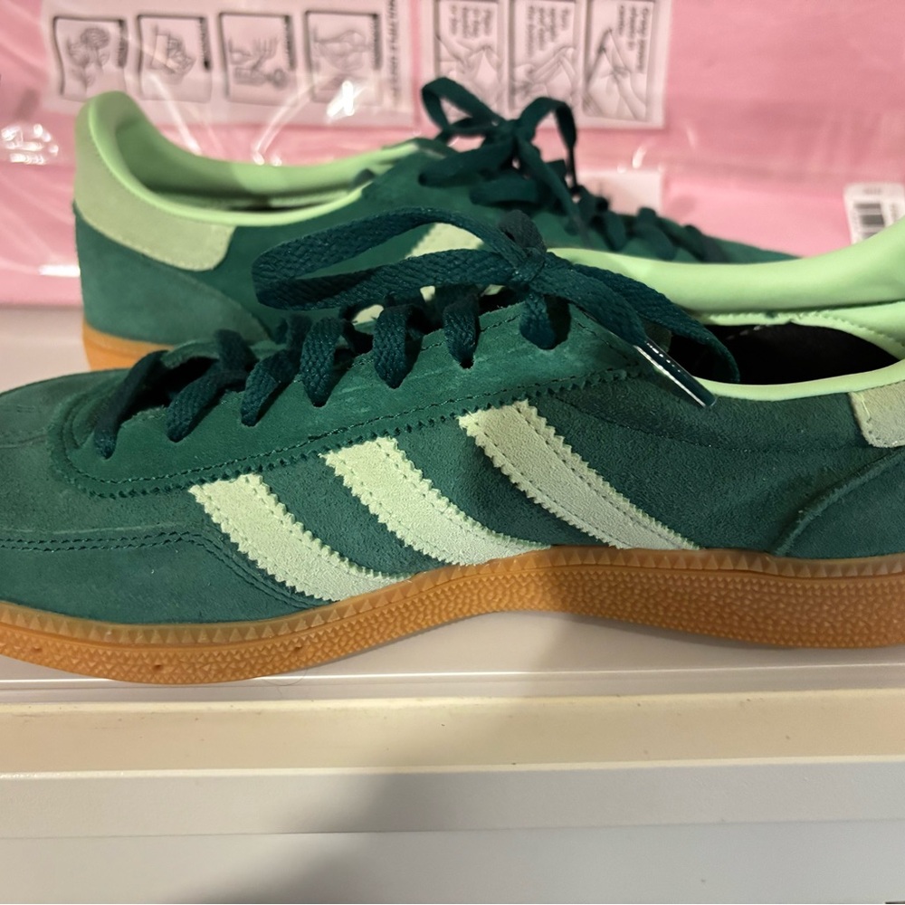 Adidas original Handball Spezial hardly worn sneakers.